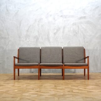 Grete Jalk Sofa Teak