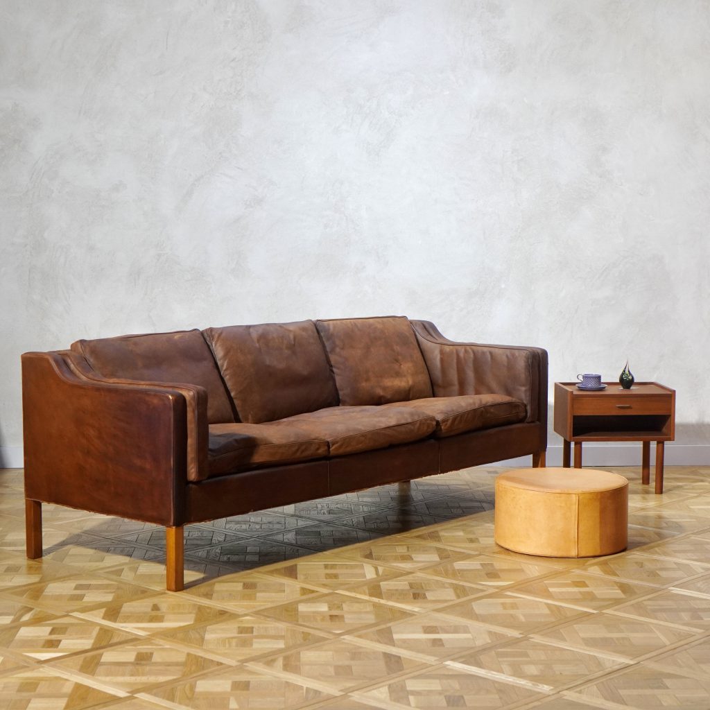 Ivan Schlechter Foot Stool - MOTO FURNITURE 北欧家具 ウェグナー