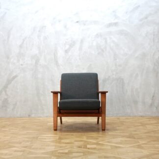 Hans J. Wegner GE290 Low Back Teak