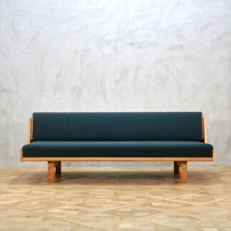 Hans J. Wegner GE258 Daybed Oak
