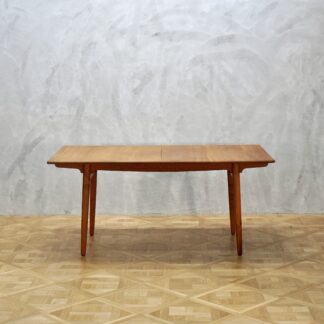 Hans J. Wegner AT310 Dining Table Oak