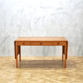 Hans J. Wegner AT305 Oak