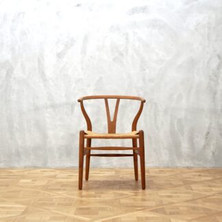 Hans J. Wegner CH24 Y Chair Oak