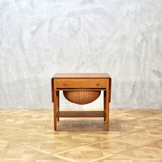 Hans J. Wegner Sewing table AT33 Teak Oak