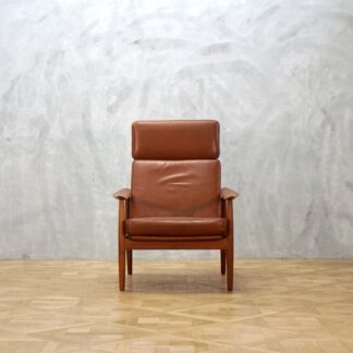 Arne Vodder Model 164 Teak