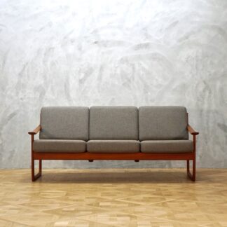 Peter Hvidt and Orla Molgaard Nielsen Model 130