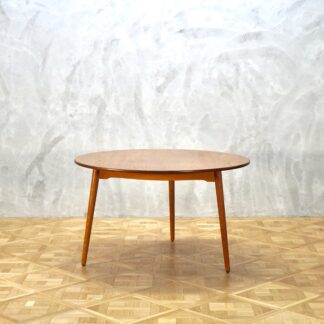 Hans J. Wegner Dining Table FH4102