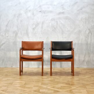 Peter Hvidt and Orla Molgaard Nielsen Model 350