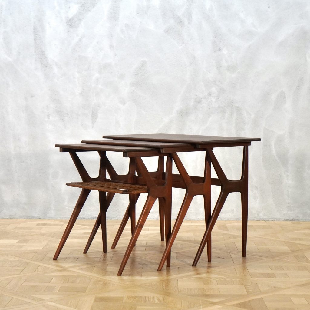 Johannes Andersen Nesting Table - MOTO FURNITURE 北欧家具