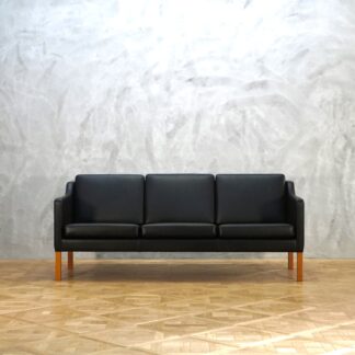 Borge Mogensen Model 2323 Sofa