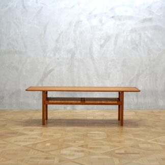 Hans J. Wegner AT10 Table Teak