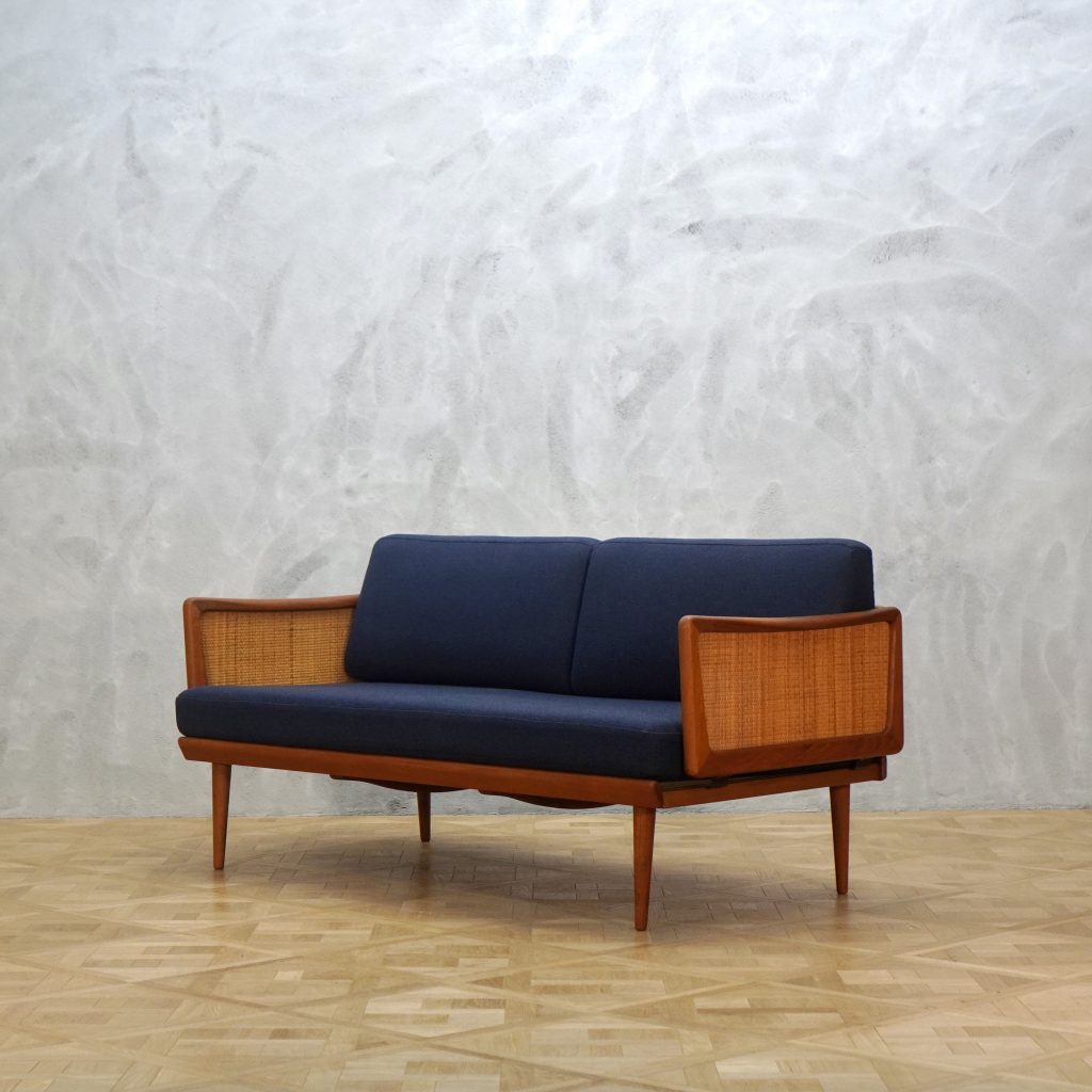 Peter Hvidt and Orla Molgaard Nielsen Sofa Teak - MOTO FURNITURE