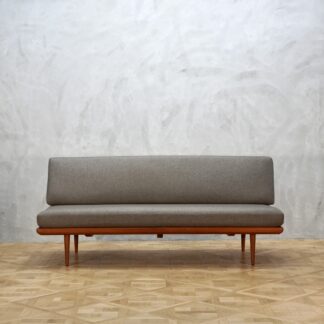 Peter Hvidt & Orla Molgaard Minerva FD417