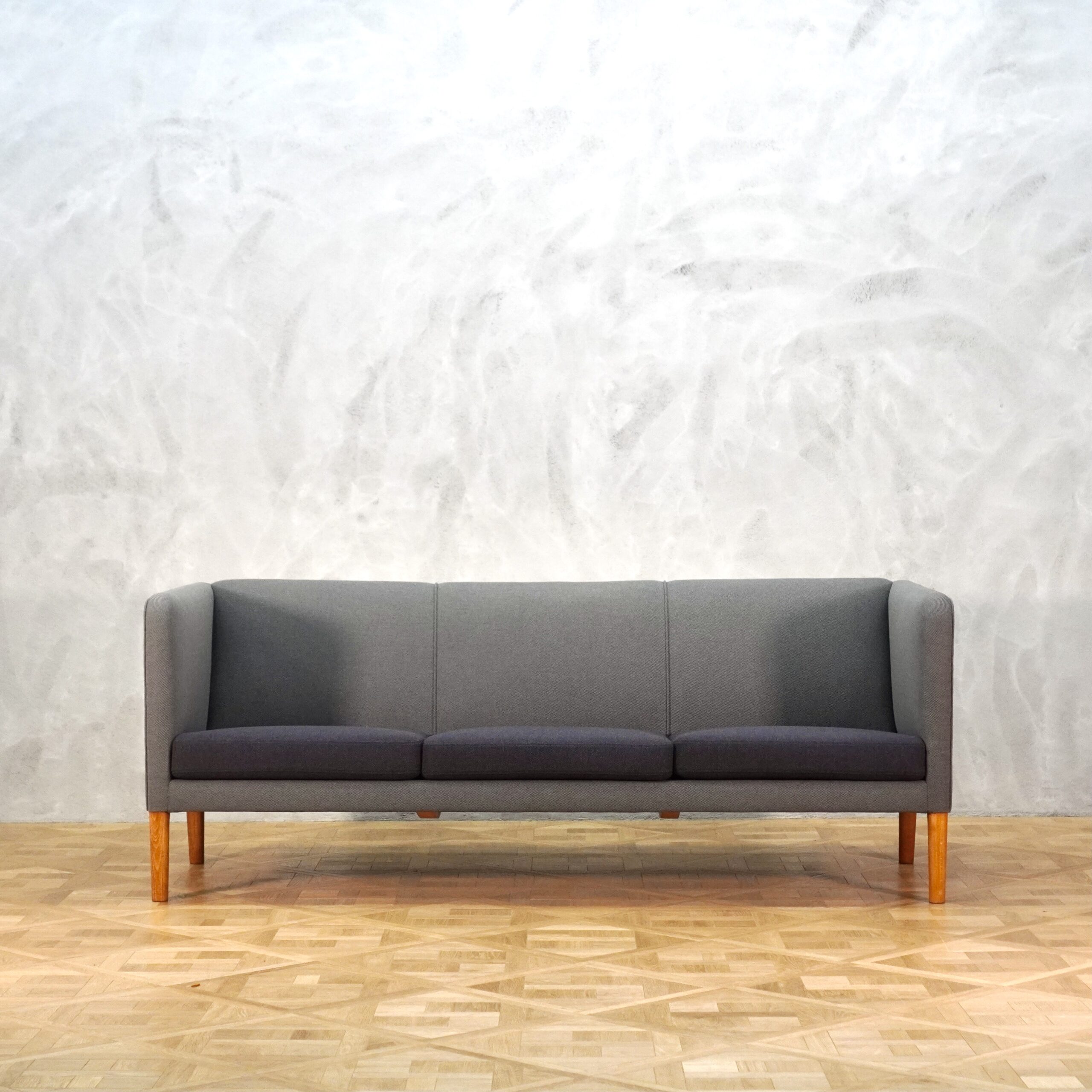Hans J. Wegner AP18 Sofa - MOTO FURNITURE 北欧家具 ウェグナー