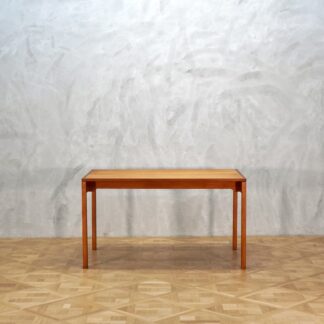 Hans J. Wegner PP Mobler Dining Table