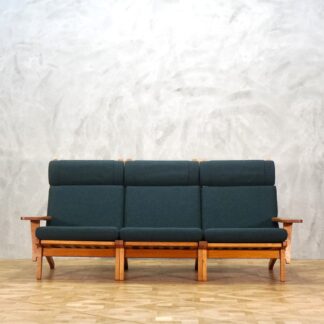 Hans J. Wegner GE375 Oak