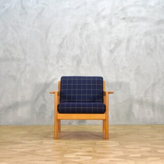 Børge Mogensen model 2227 Oak