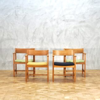 Børge Mogensen Model 3248 Oak