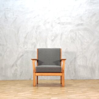 Hans J. Wegner GE181 Oak