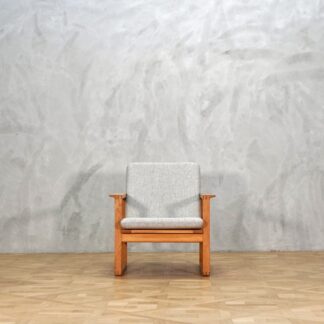 Borge Mogensen Model 2256 Oak