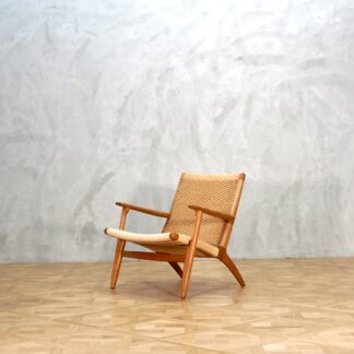 Hans J. Wegner CH25 Oak