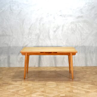 Hans J. Wegner AT312 Table Oak