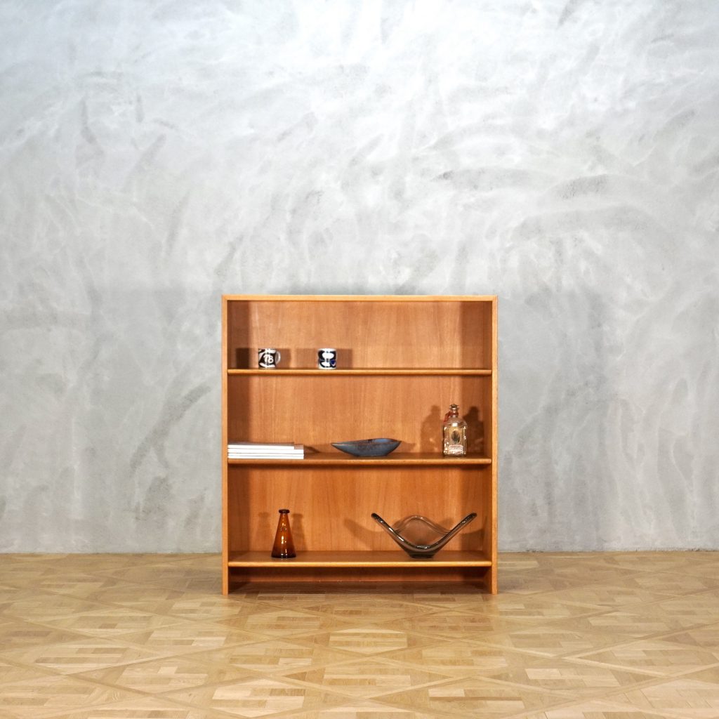 Hans J. Wegner RY Book Shelf Oak Low - MOTO FURNITURE 北欧家具