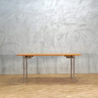 Hans J. Wegner CH318 Table Oak
