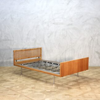 Hans J. Wegner GETAMA Bed Frame Oak