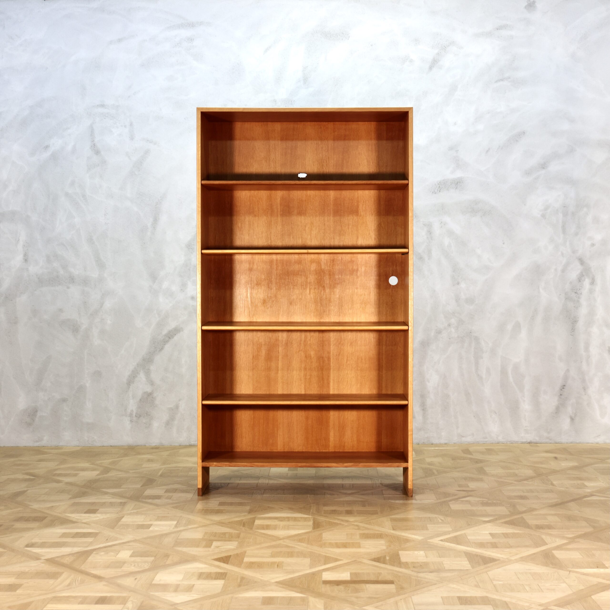 Hans J. Wegner RY8 Book Shelf Oak - MOTO FURNITURE 北欧家具