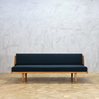 Hans J. Wegner GE258 Daybed Oak