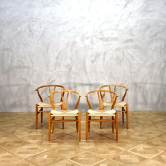 Hans J. Wegner CH24 Y Chair Oak