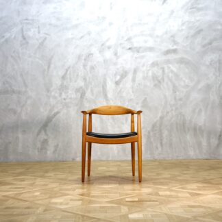 Hans J. Wegner JH 503 Oak