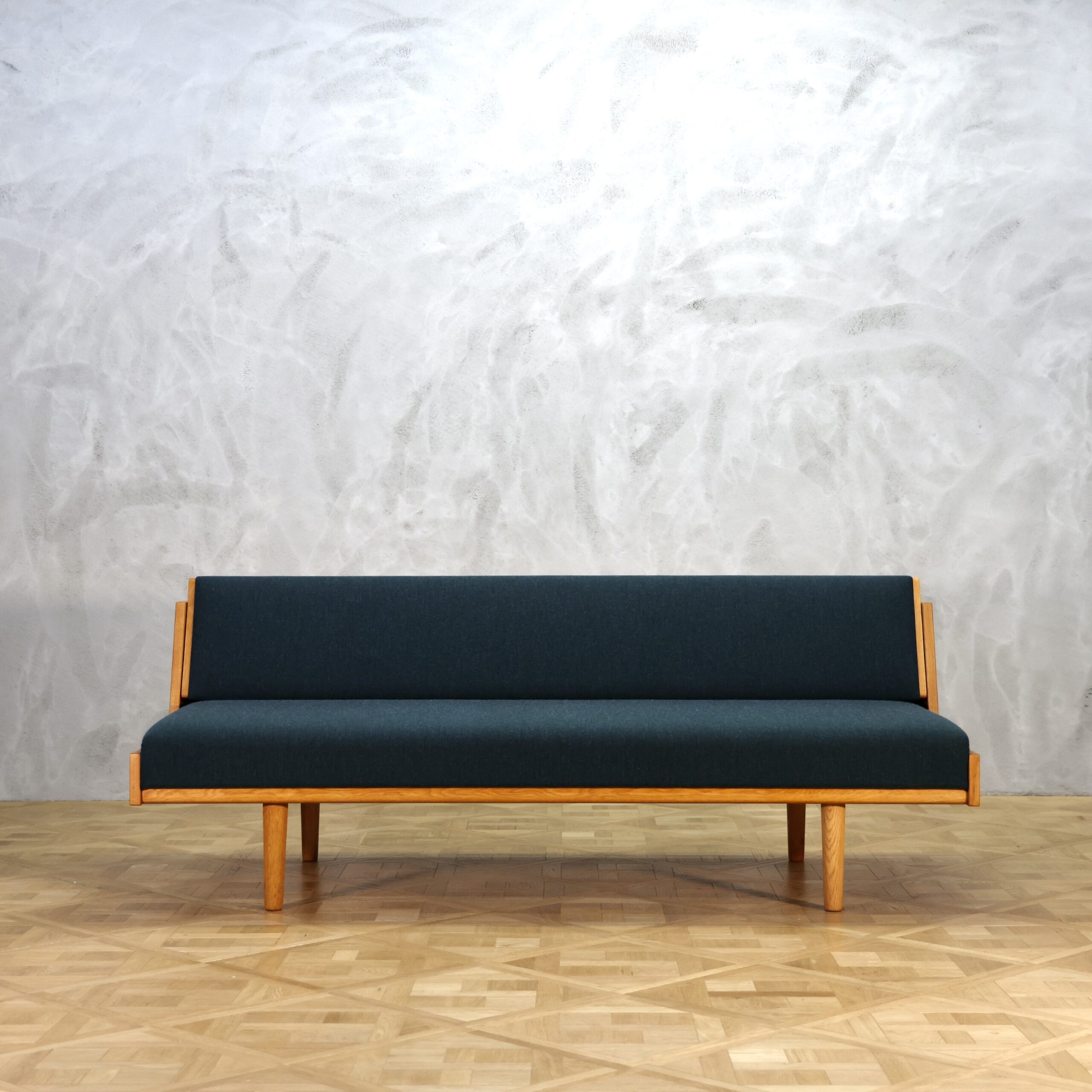 Hans J. Wegner GE6 Daybed Oak - MOTO FURNITURE 北欧家具 ウェグナー
