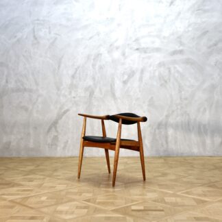 Hans J. Wegner CH34 Oak