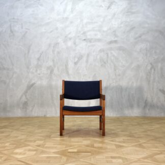 Hans J. Wegner GETAMA Easy Chair