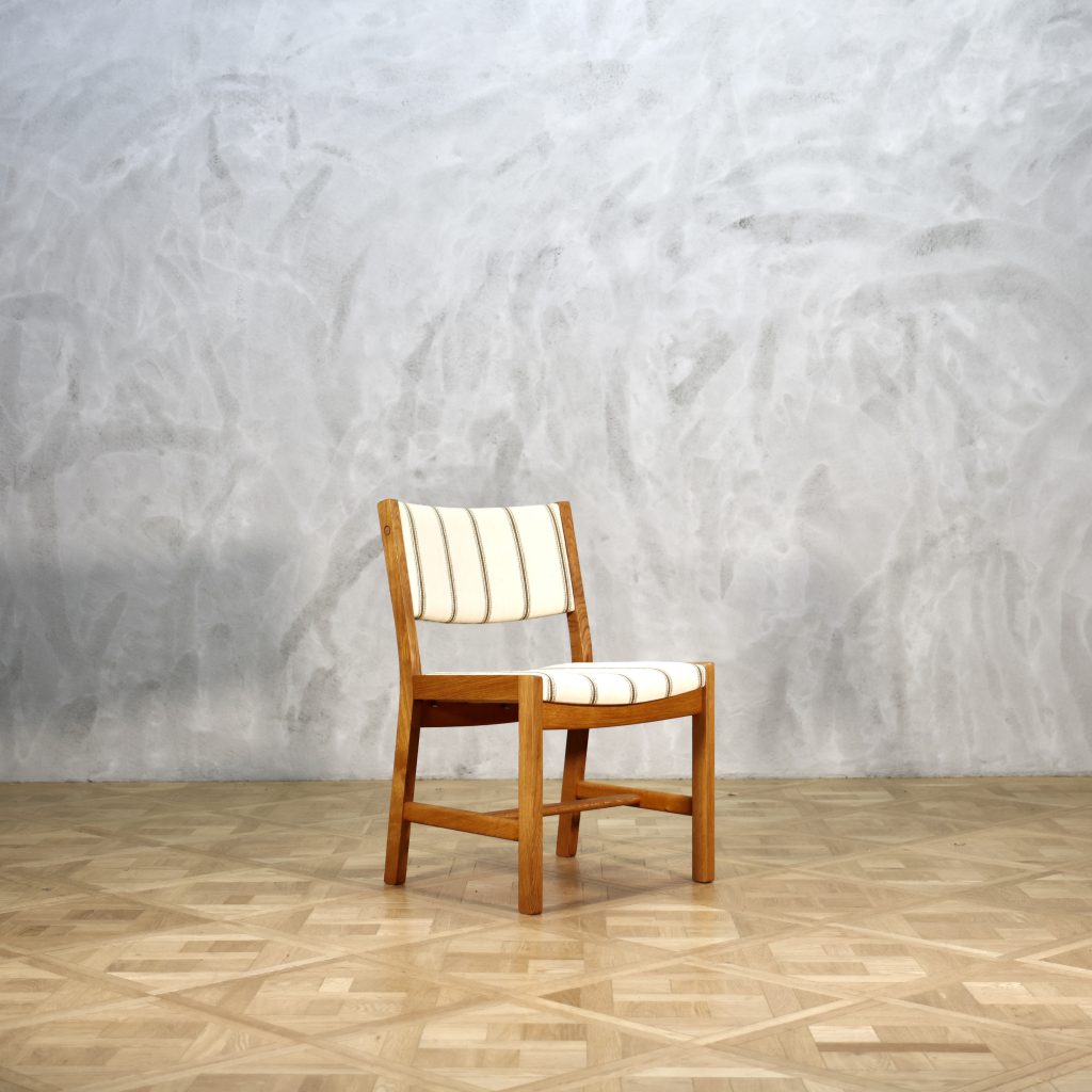 Hans J. Wegner Conference Chair - MOTO FURNITURE 北欧家具