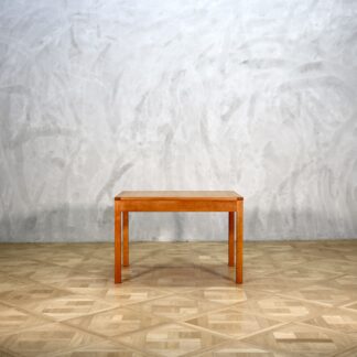 Børge Mogensen model 5361 table