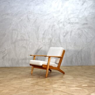 Hans J. Wegner GE290 Low Back Oak