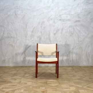 Christian Hvidt Model 420 Mahogany