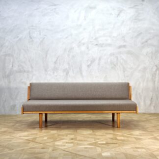 Hans J. Wegner GE6 Daybed Oak
