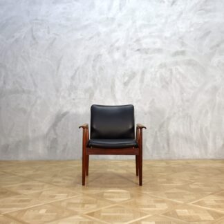 Finn Juhl Diplomat Chair Rosewood