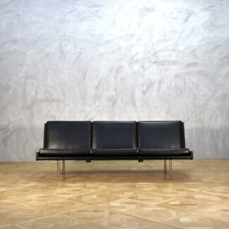 Hans J. Wegner AP35