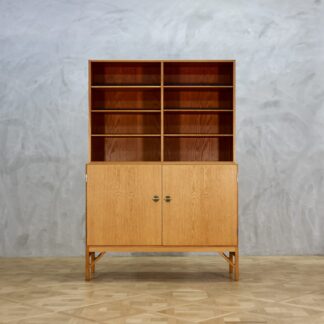Borge Mogensen Model 232 Cabinet Oak