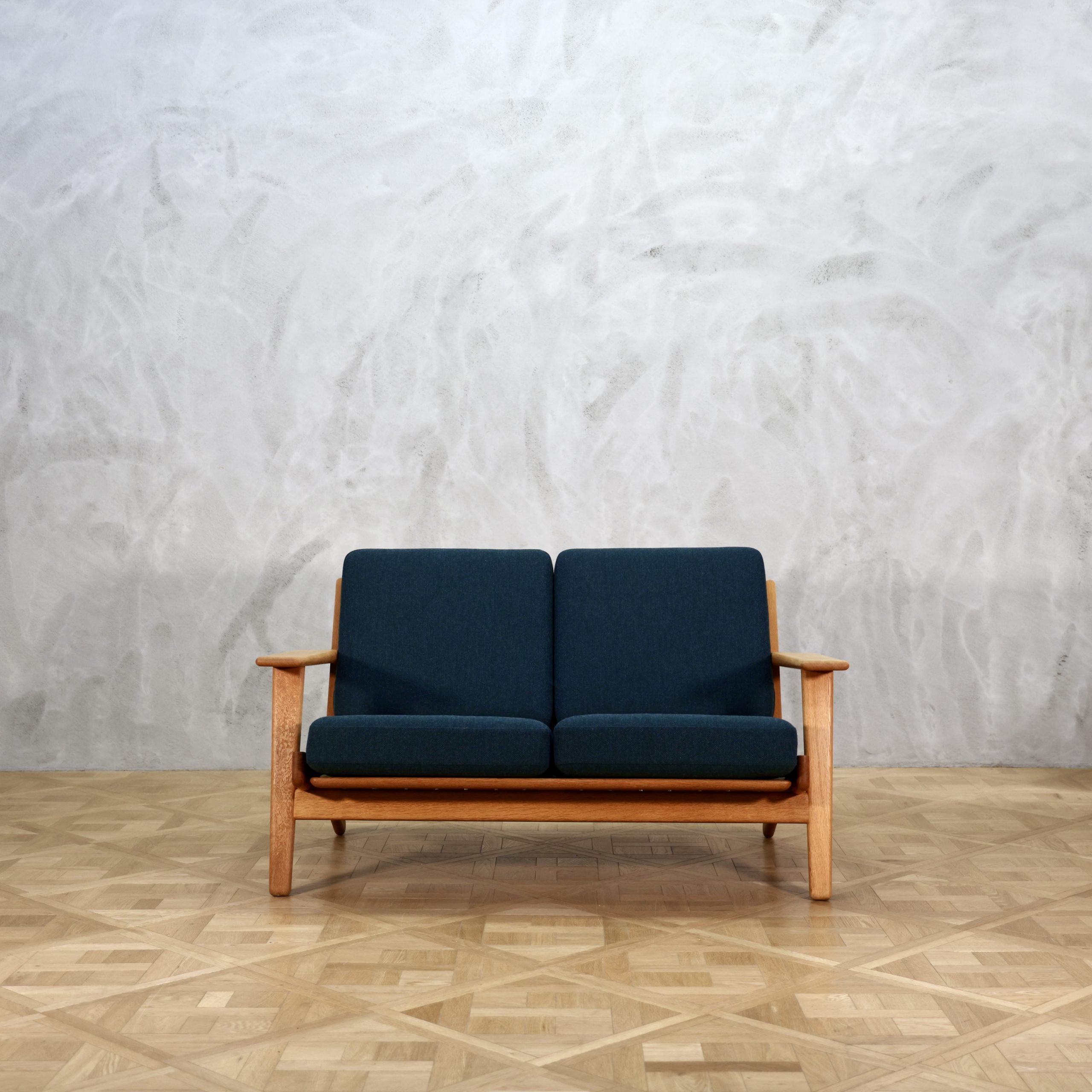 Hans J. Wegner GE290 Oak 2 Seater - MOTO FURNITURE 北欧家具