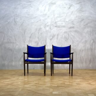 Hans J. Wegner JH513 Dark Oak