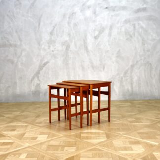 Hans J. Wegner AT40 Nesting Table Teak