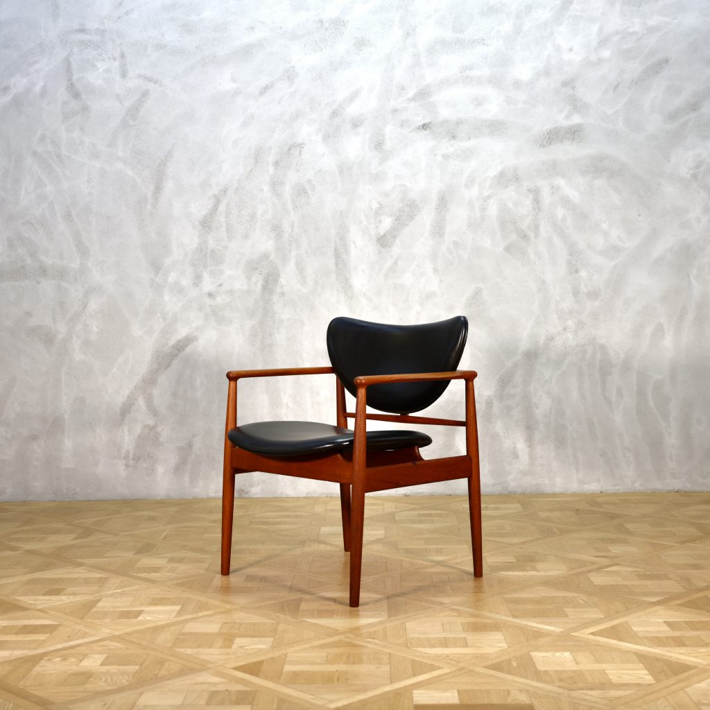 Finn Juhl NV48 Teak - MOTO FURNITURE 北欧家具 ウェグナー フィンユール