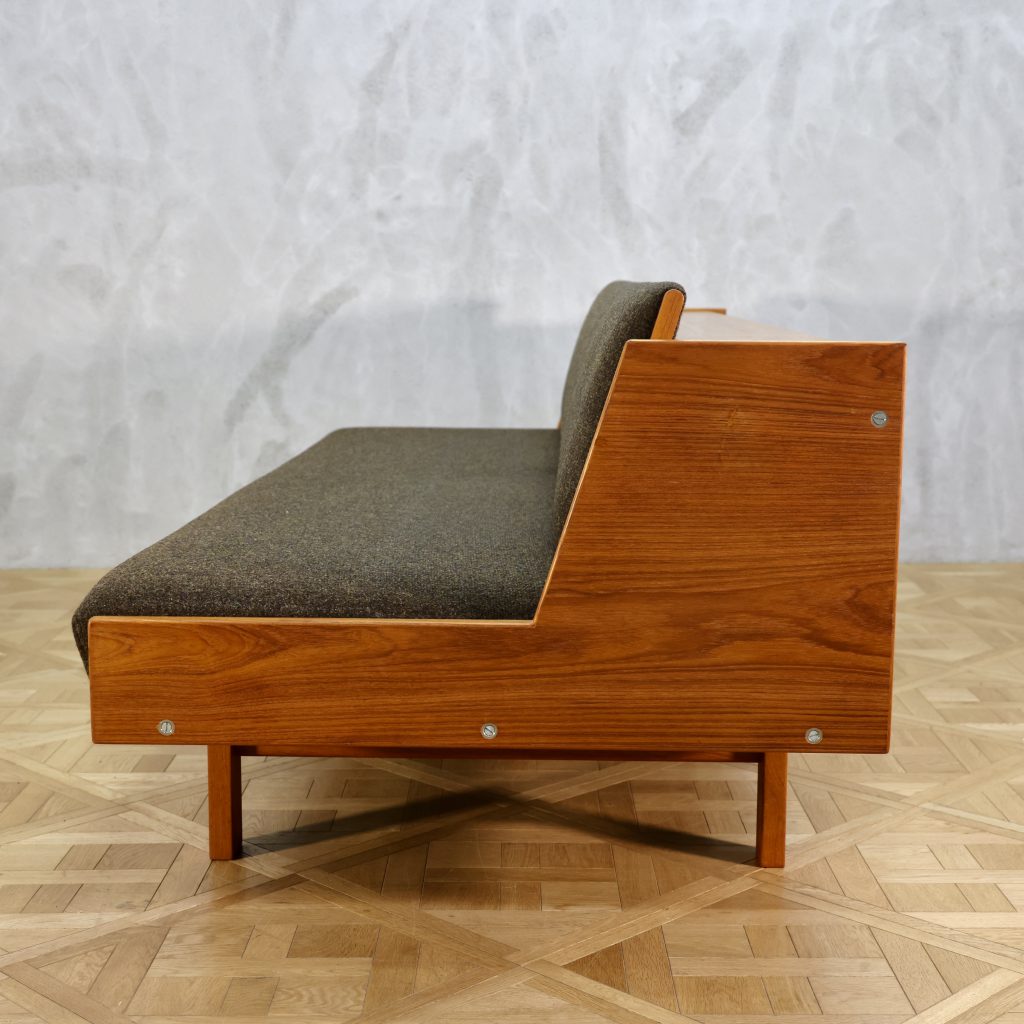 Hans J. Wegner GE258 Daybed Teak - MOTO FURNITURE 北欧家具