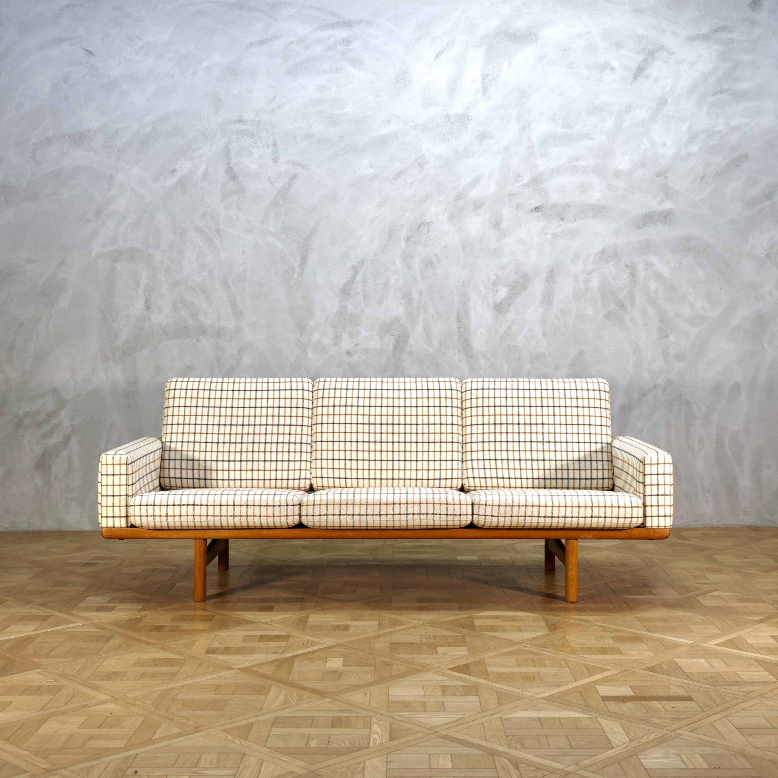Hans J. Wegner GE236 Sofa Oak - MOTO FURNITURE 北欧家具 ウェグナー
